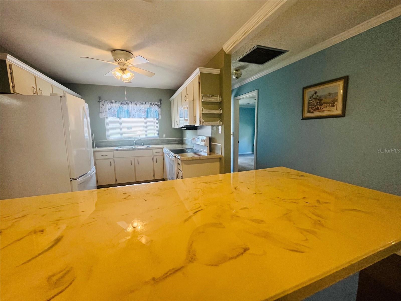 156 Parkview Cir Property Photo 9