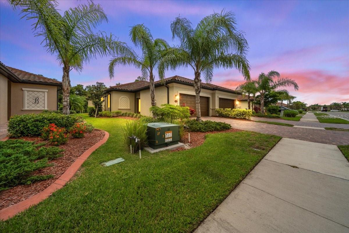 12067 AMICA LOOP Property Photo 1