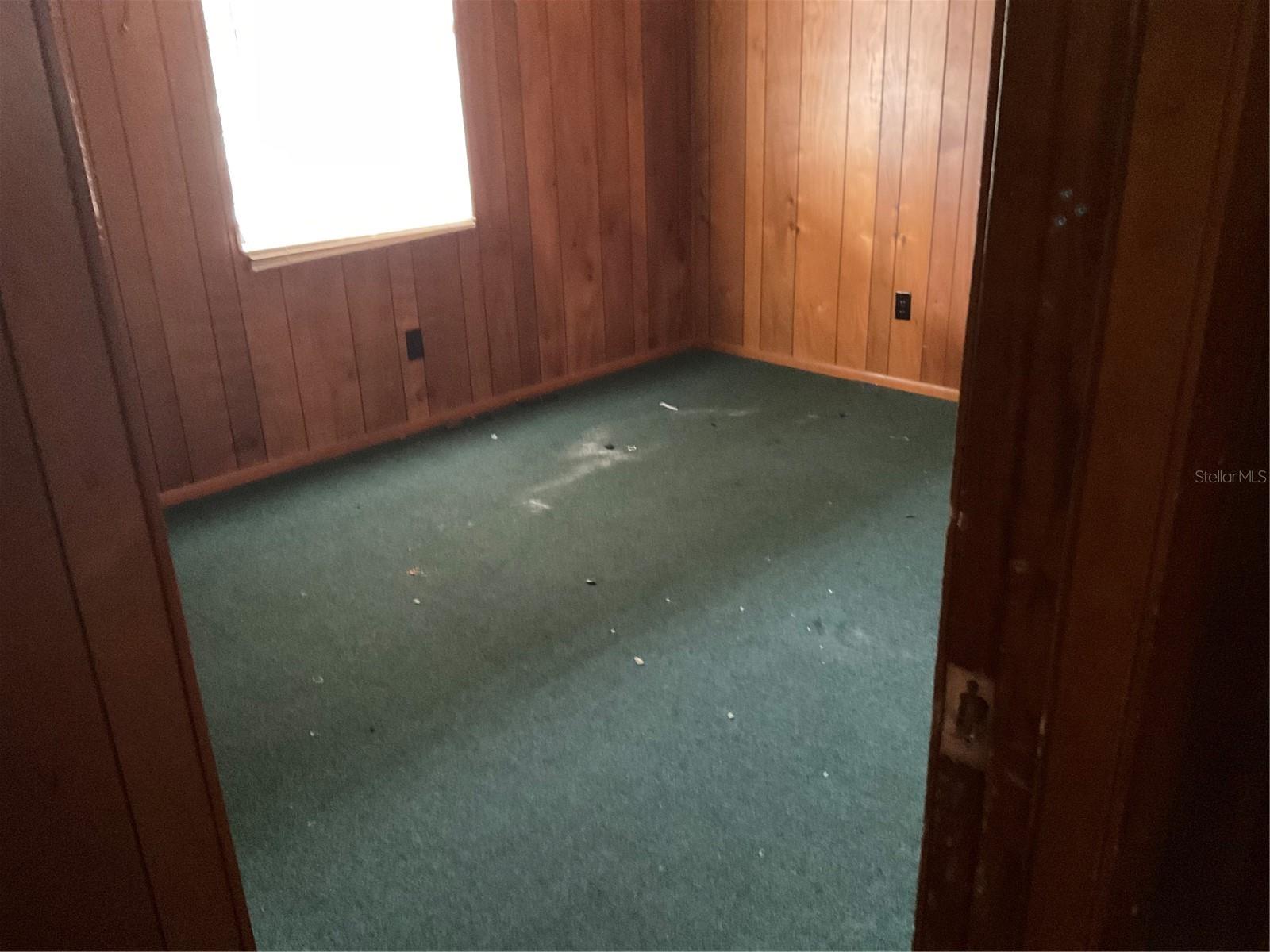 1025 Lakeview Dr Property Photo 7