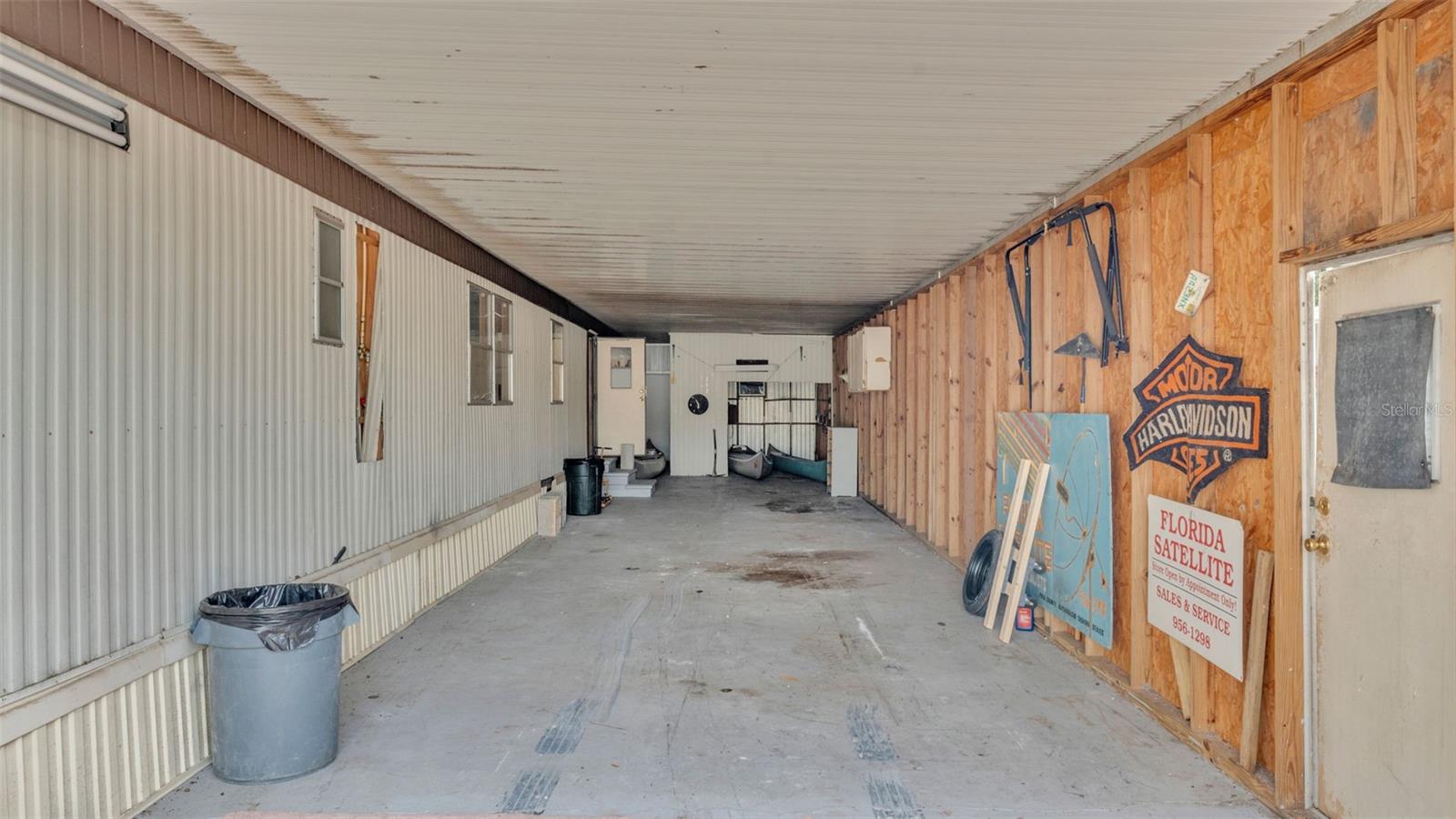 2068 Thelma Dr Property Photo 15