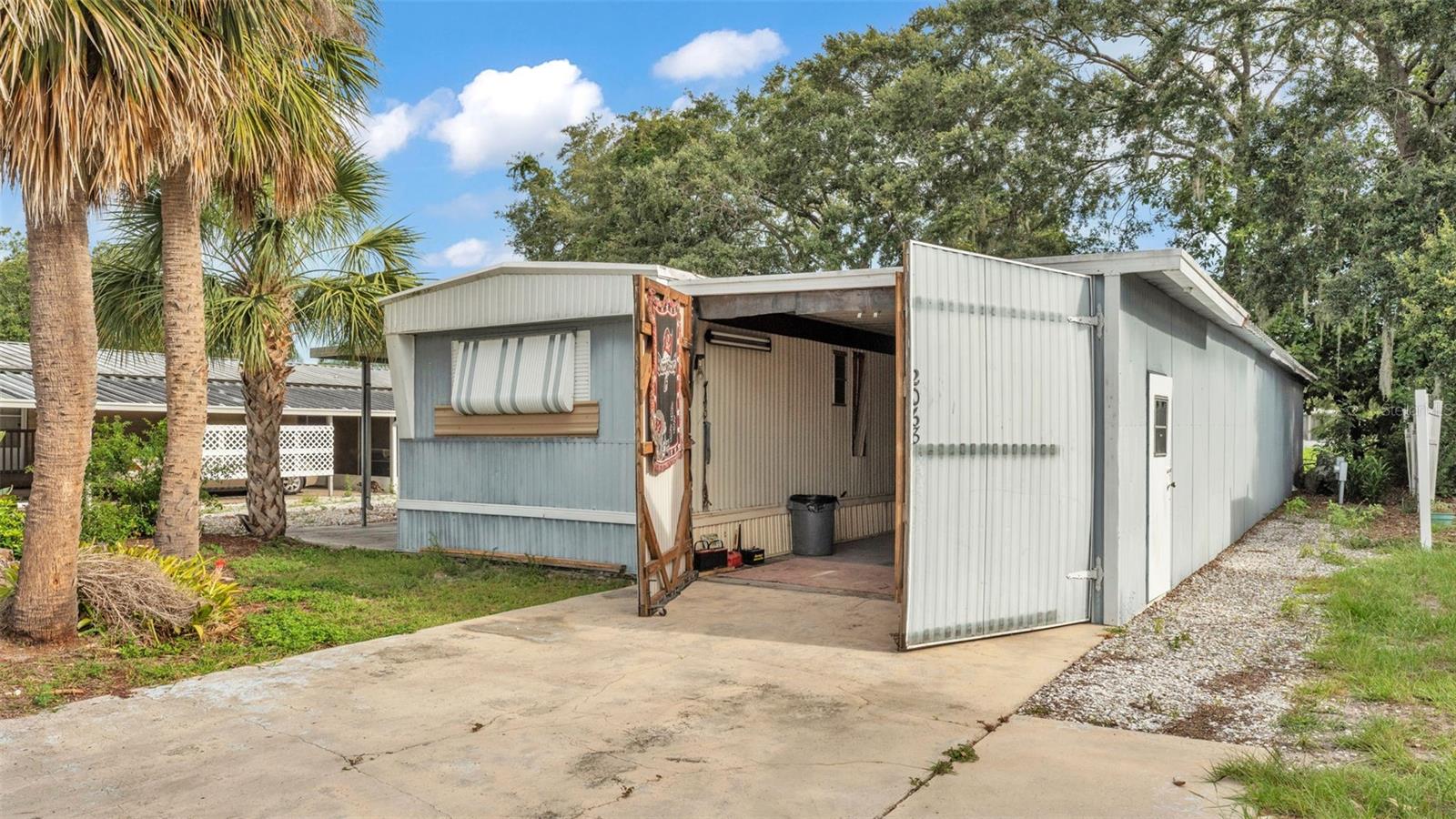 2068 Thelma Dr Property Photo 16