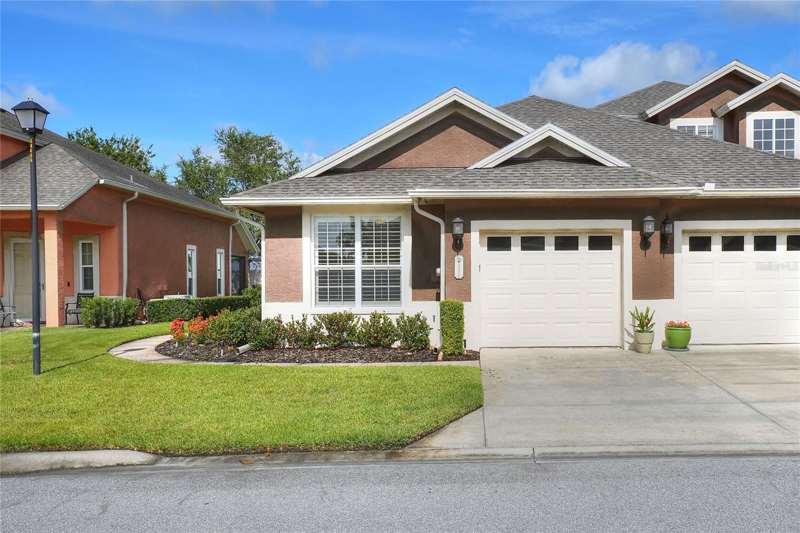 2929 Mission Lakes Dr #10 Property Photo 1