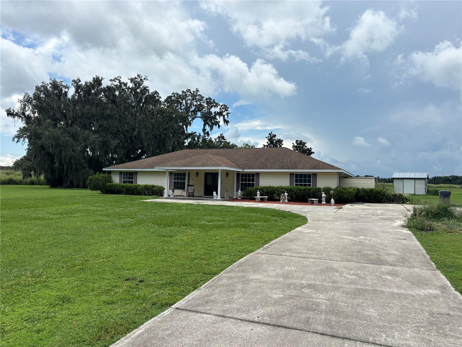 4641 Us Highway 98 E Property Photo 1
