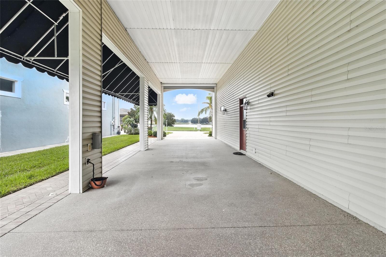 529 Meandering Way Property Photo 8