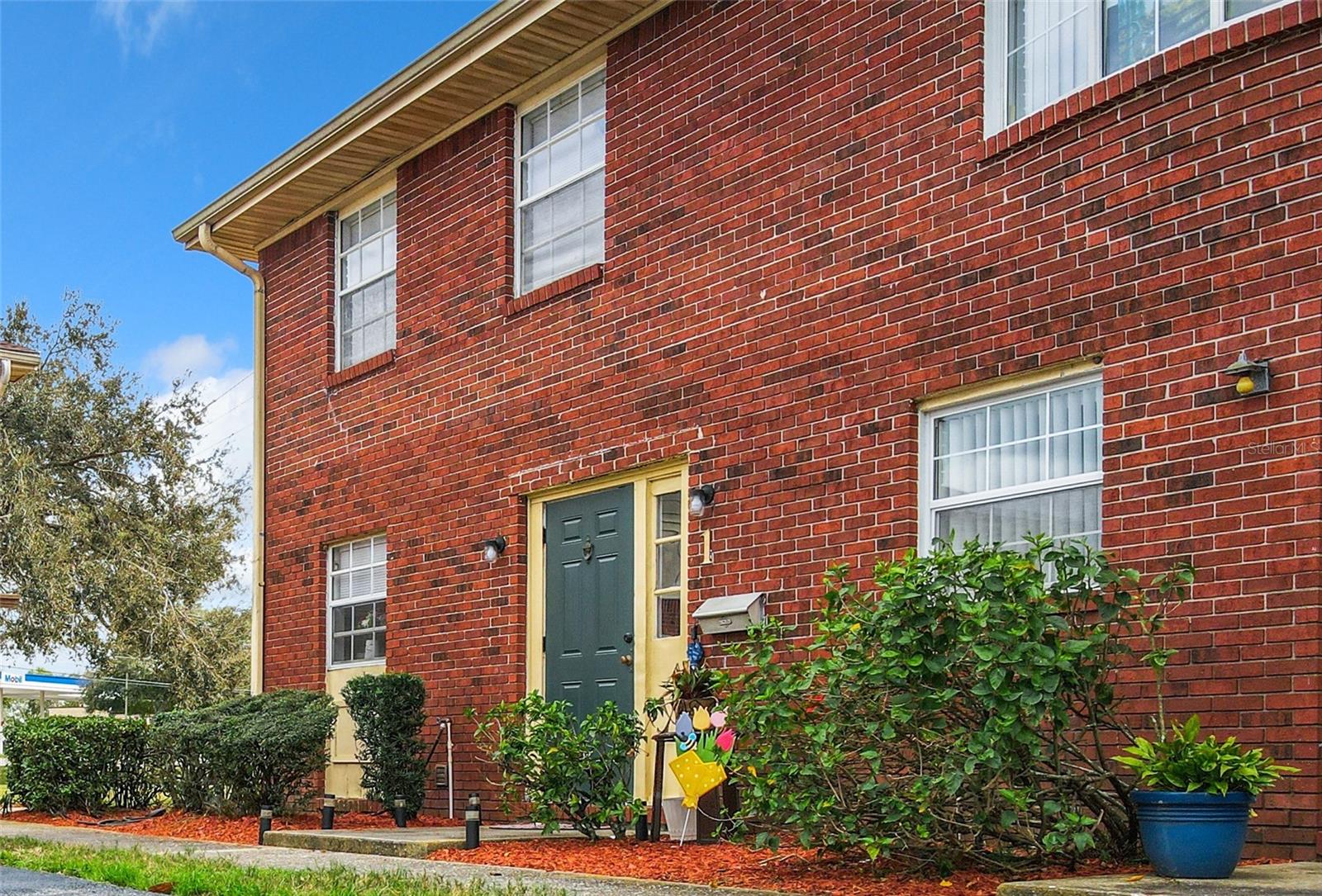 1920 E Edgewood Dr #e1 Property Photo 1