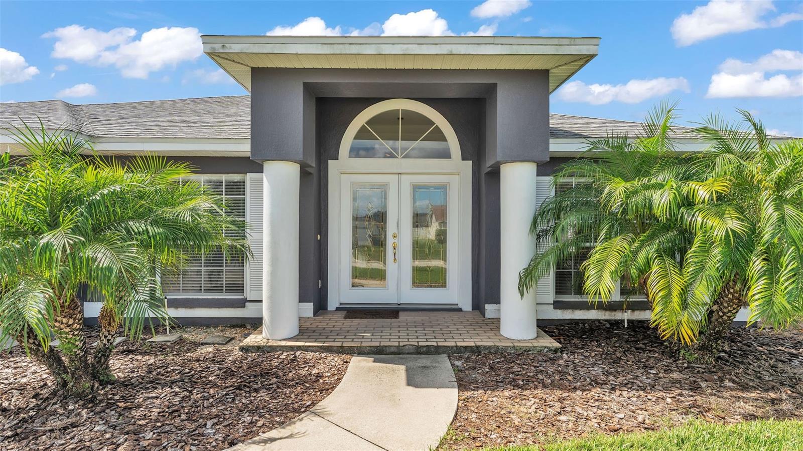 2309 Couples Dr Property Photo 1