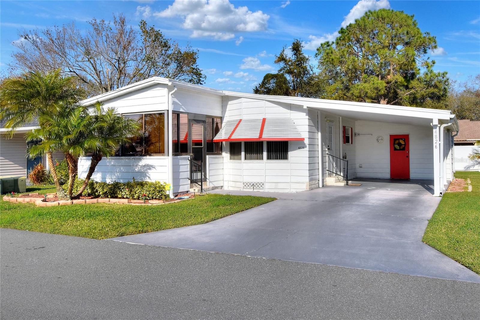 4826 Colonnades Cir E Property Photo 1