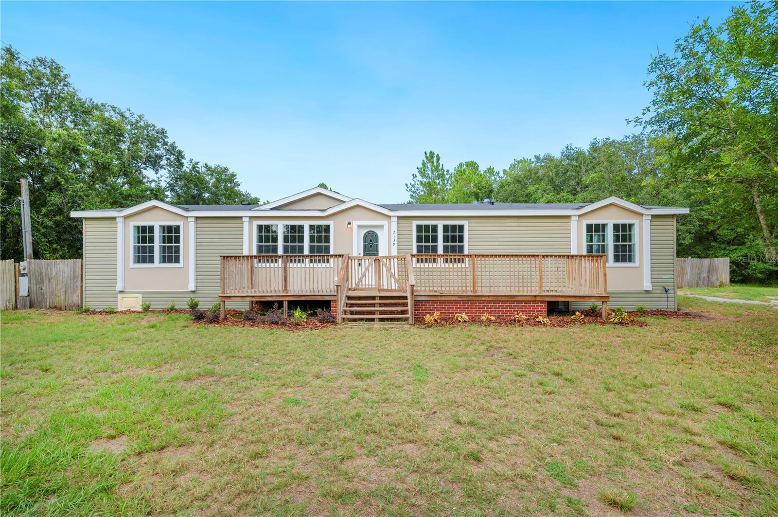2139 Trailswood Path Property Photo 1