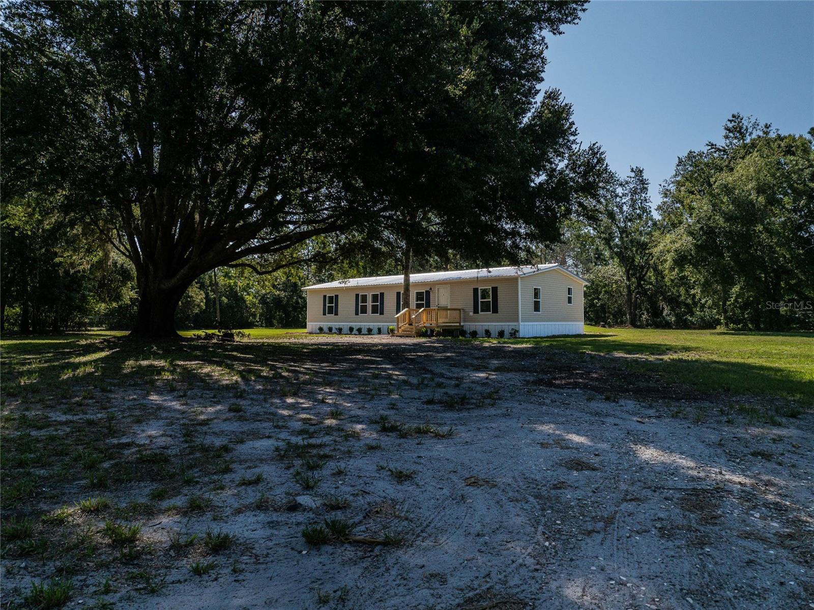 10525 Hunters Trl Property Photo 1