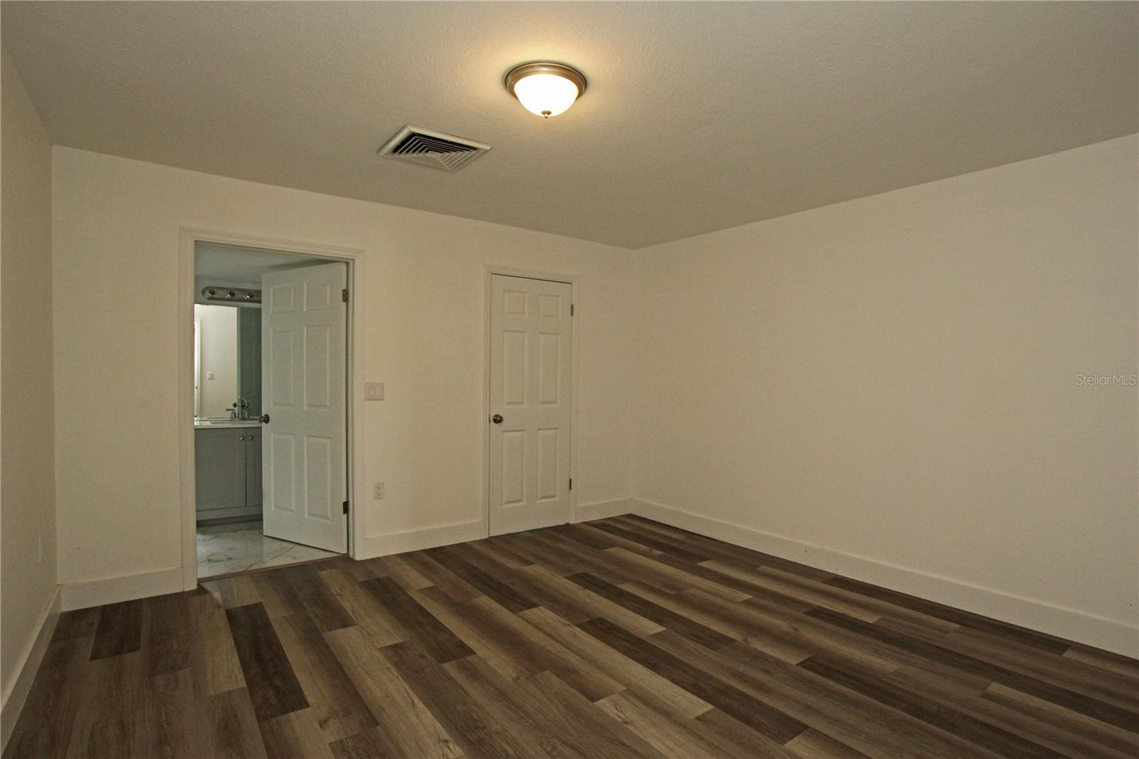 4925 Magnolia Ave Property Photo 15