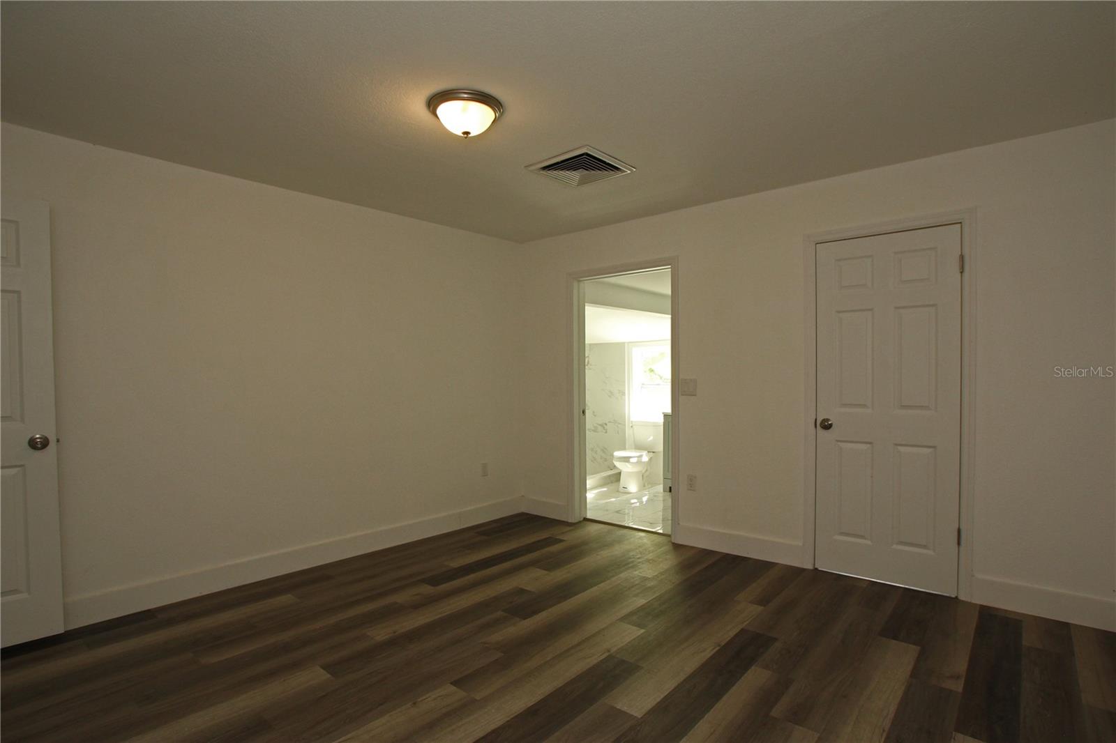 4925 Magnolia Ave Property Photo 16