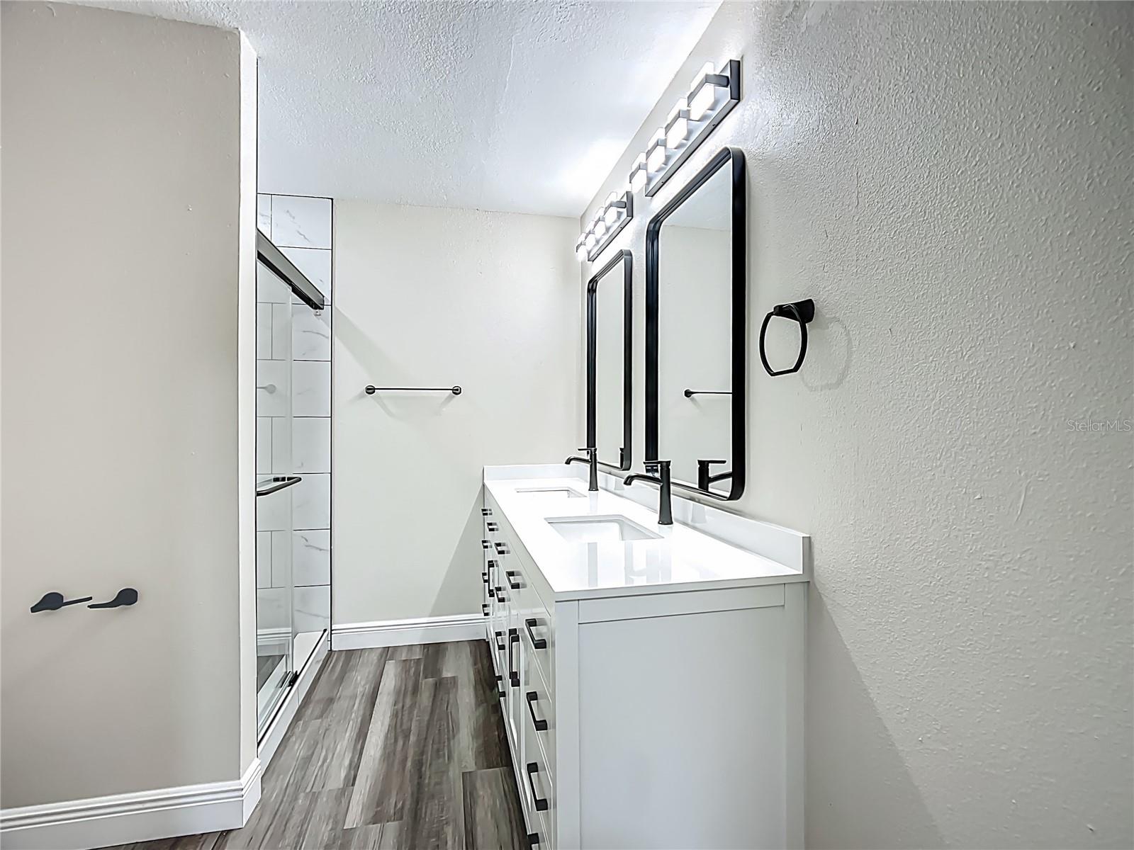 1631 Monterey Ln Property Photo 29