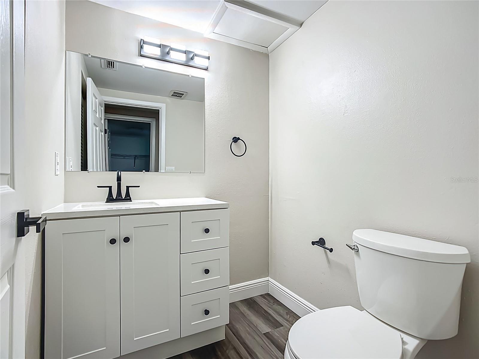 1631 Monterey Ln Property Photo 35