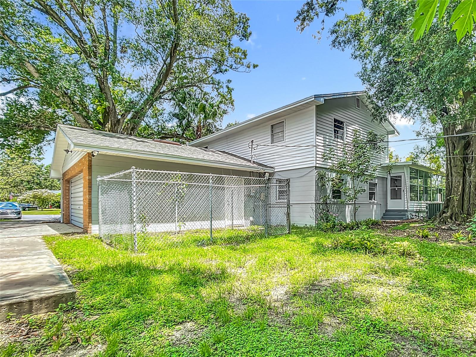 1631 Monterey Ln Property Photo 47