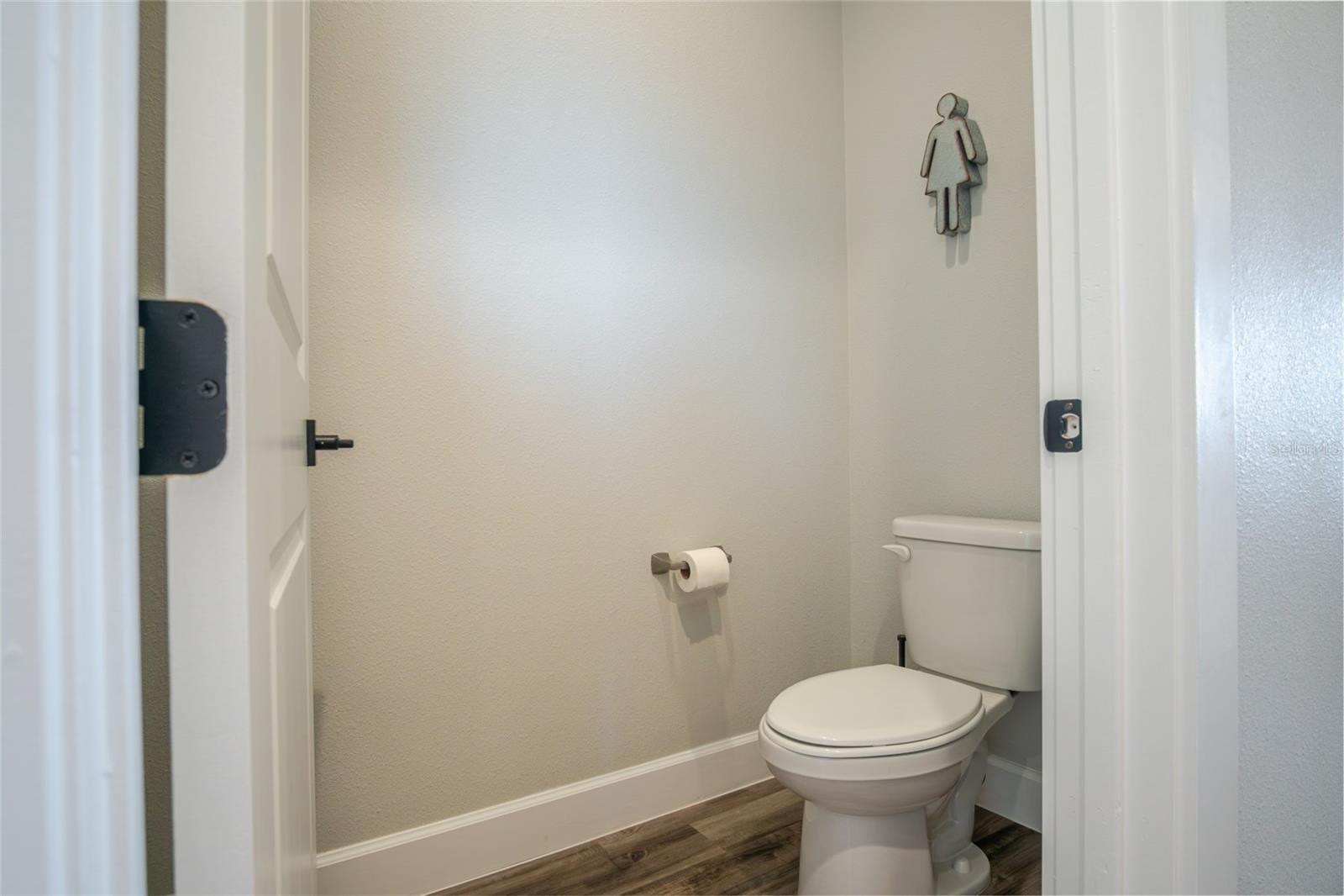 1153 Enclave Ct Property Photo 32