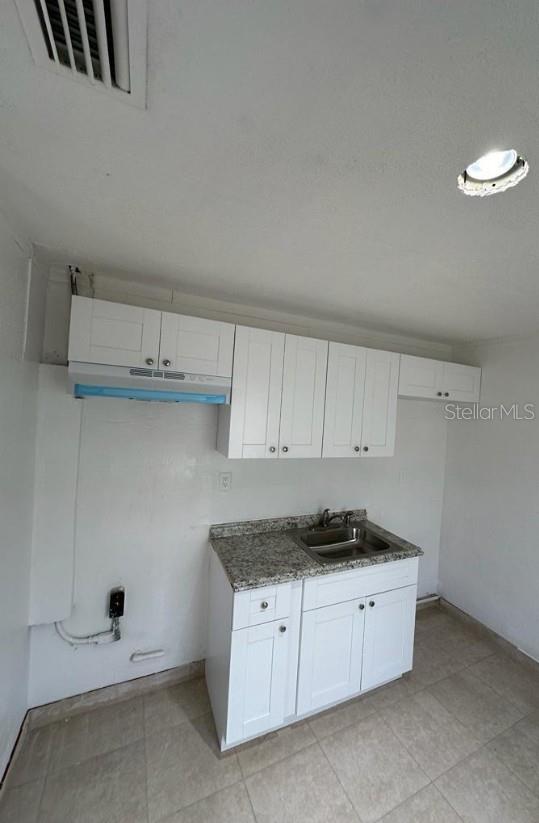 1238 Herschell St Property Photo 6