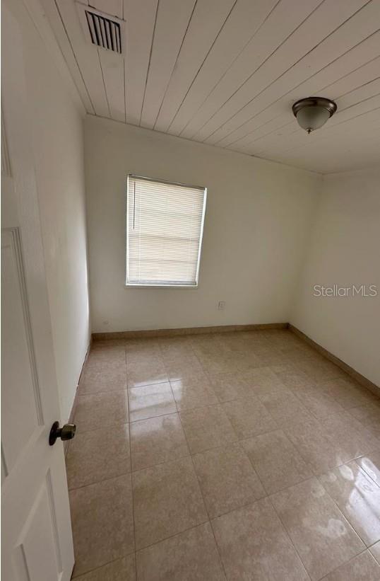 1238 Herschell St Property Photo 7