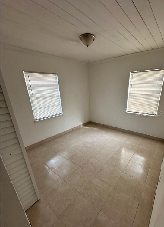 1238 Herschell St Property Photo 8