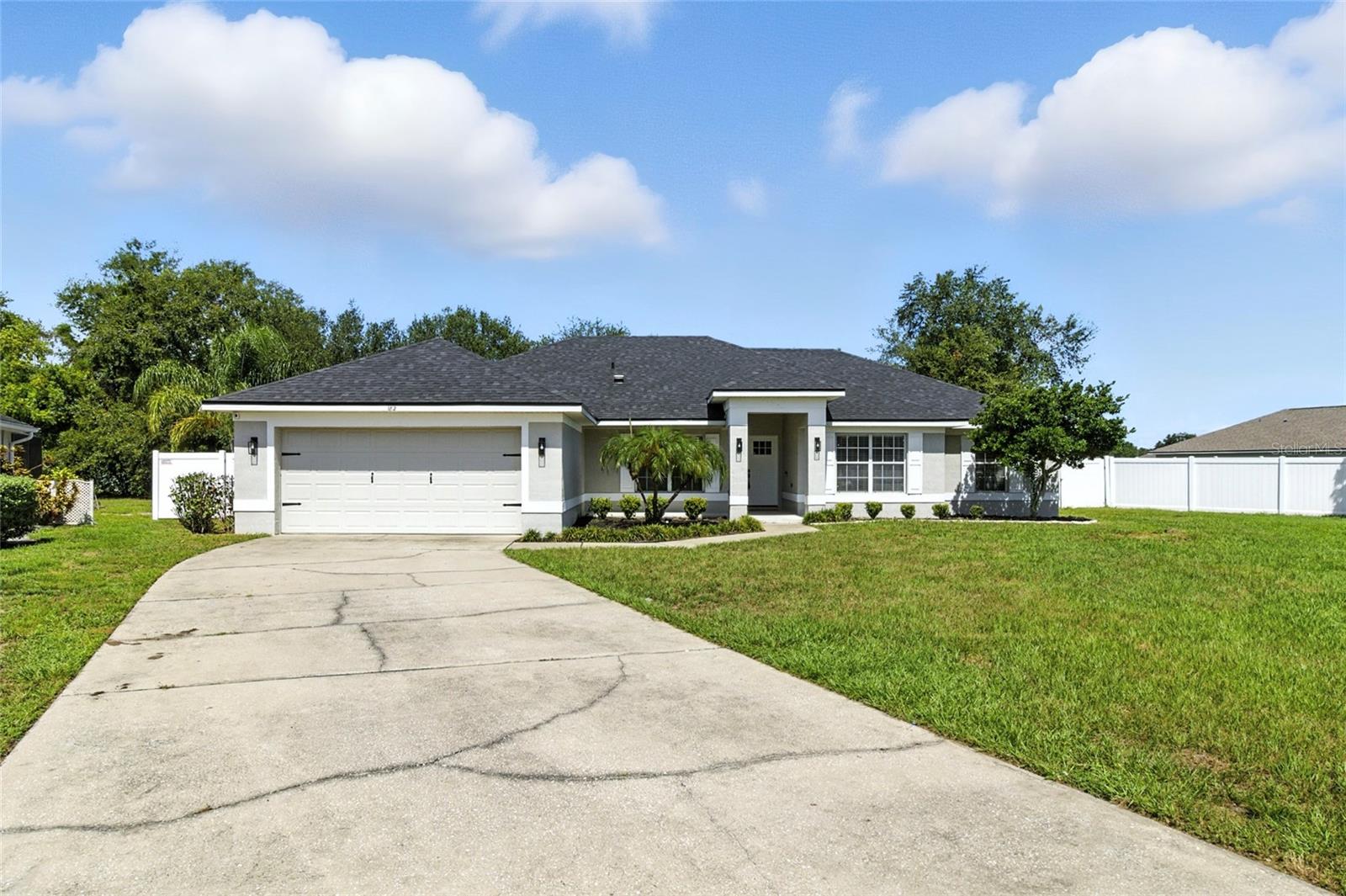 182 Amber Blvd Property Photo 1