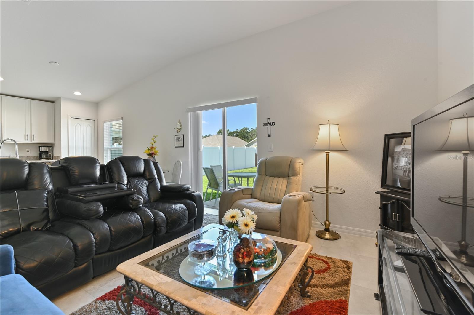 1821 Thompson Preserve Blvd Property Photo 8