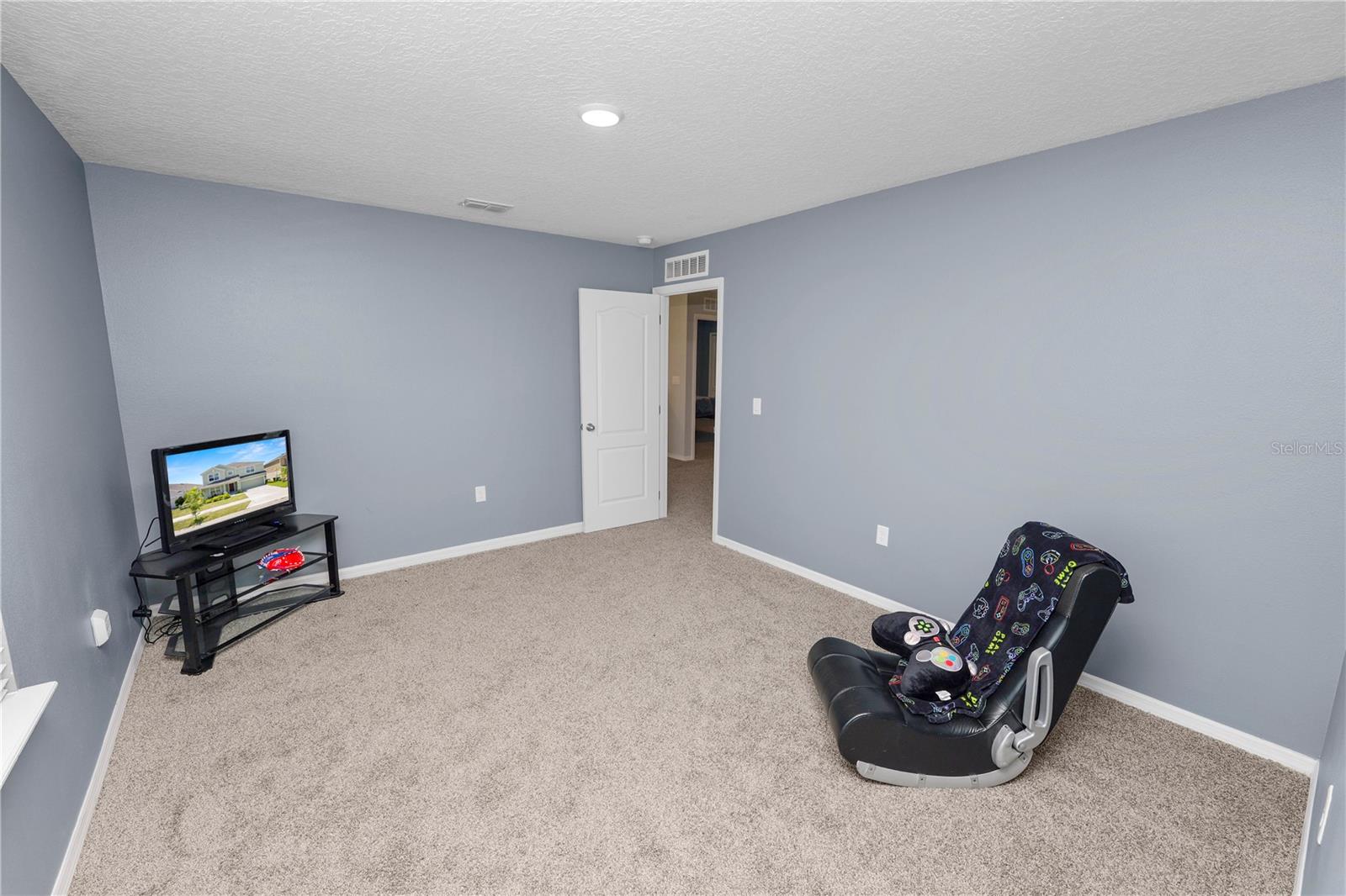 871 Fillmore Ct Property Photo 32