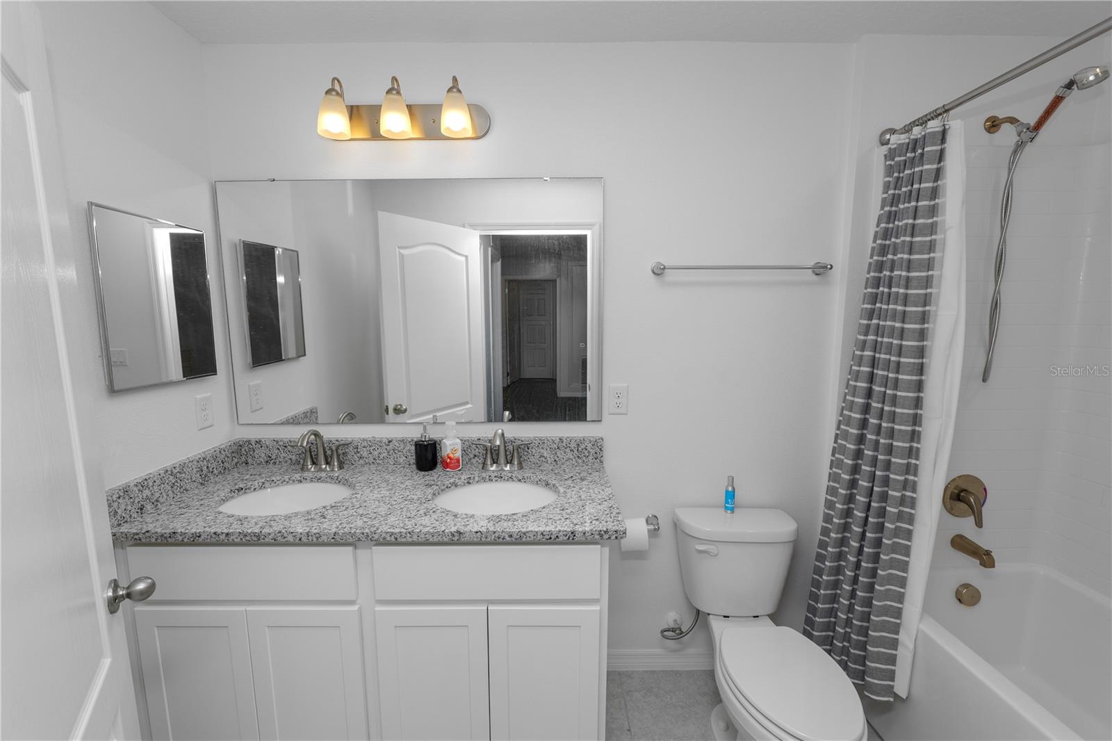 871 Fillmore Ct Property Photo 33