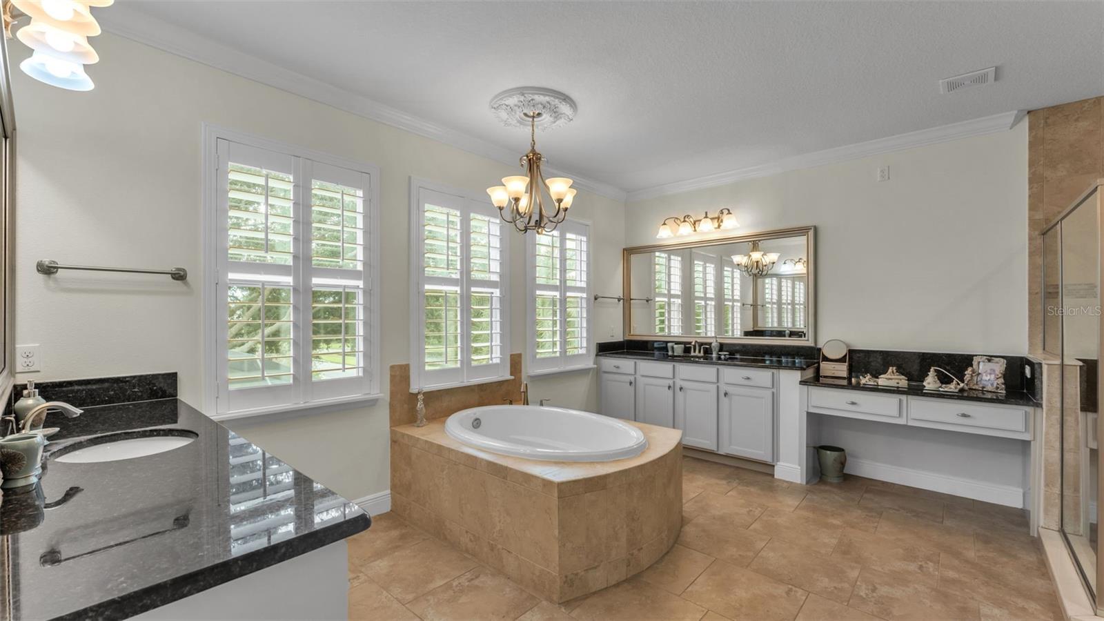6515 Eagle View Loop Property Photo 42