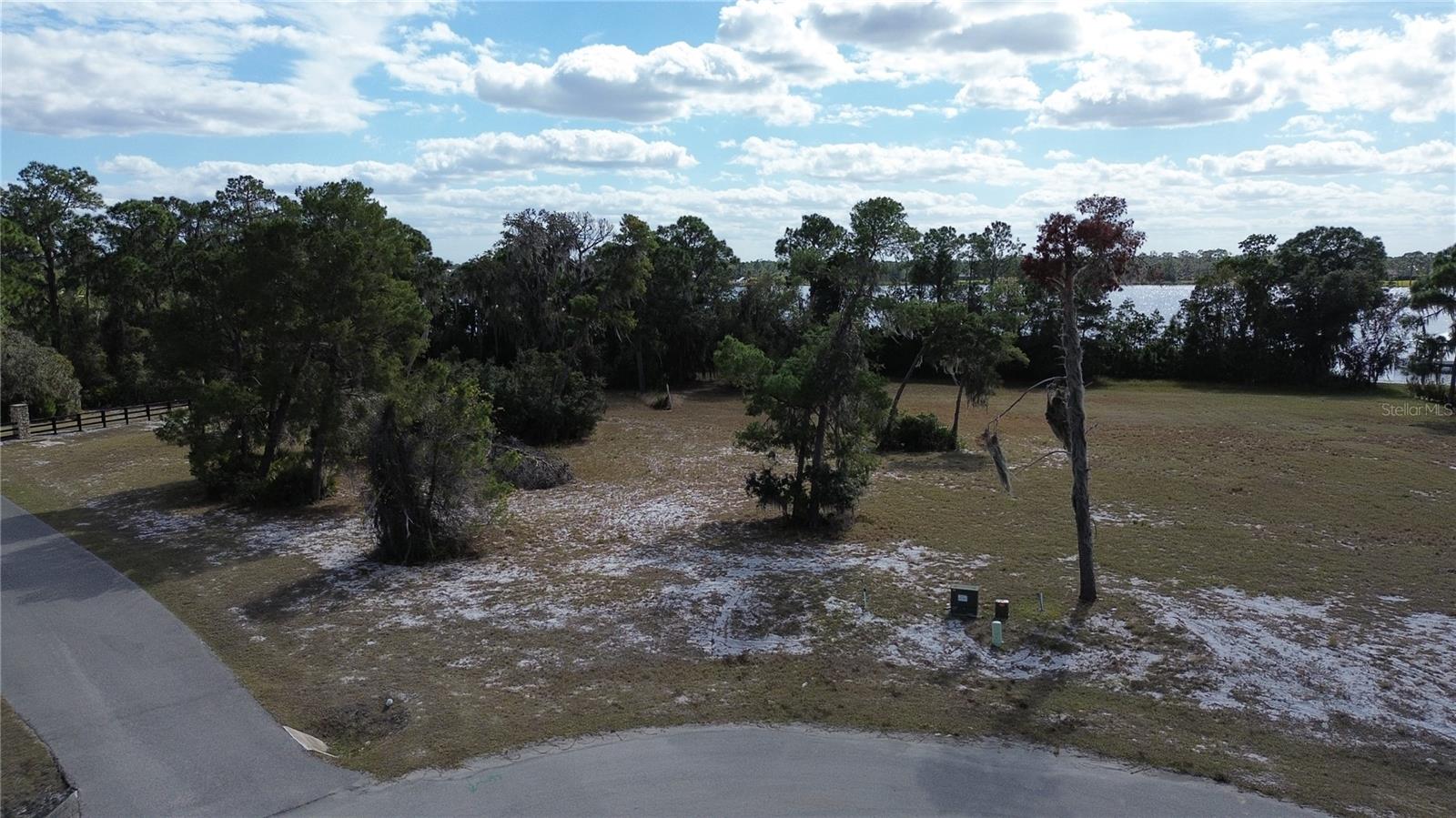4094 Camp Shore Dr Property Photo 9
