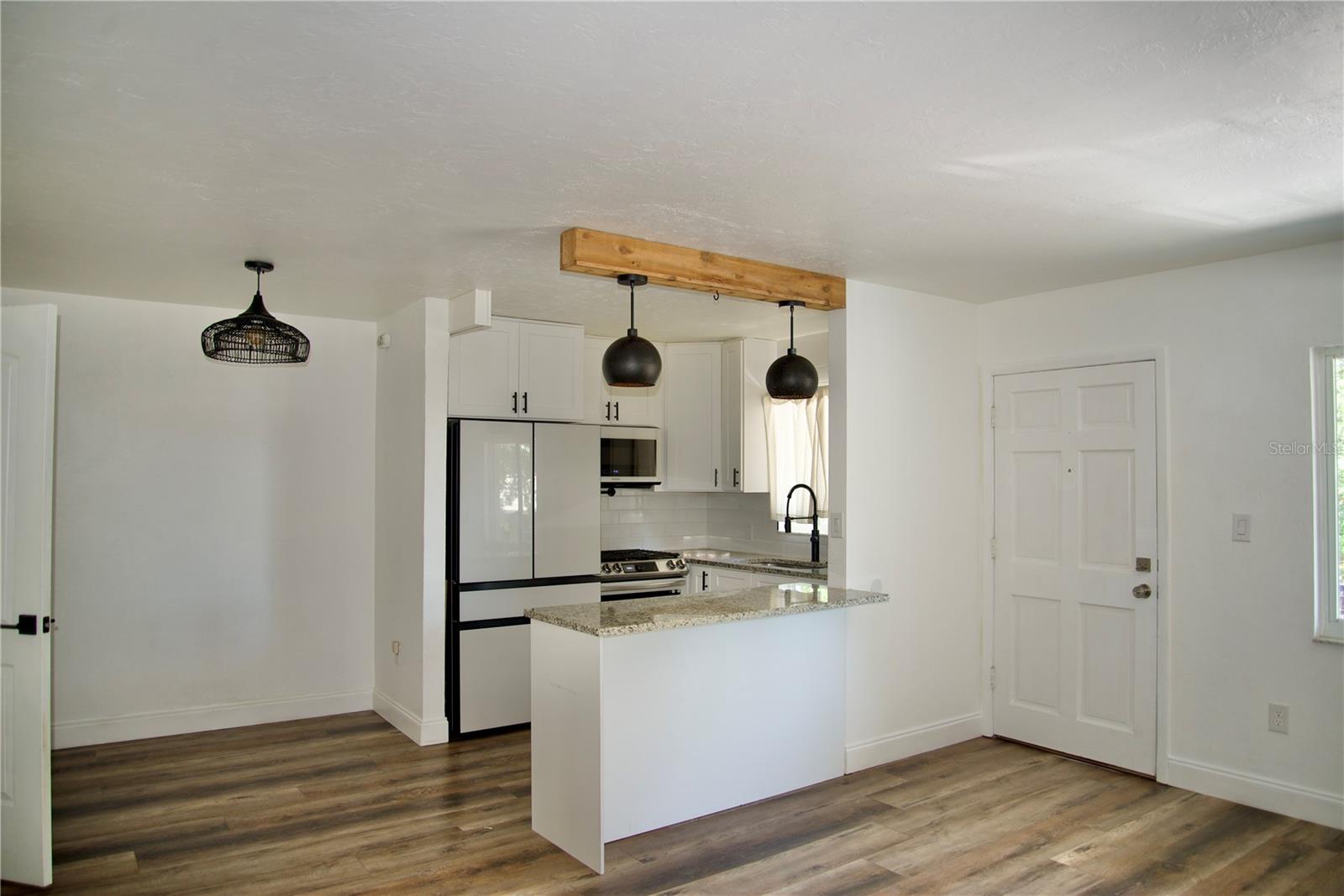 220 N Idlewood Ave #204 Property Photo 16