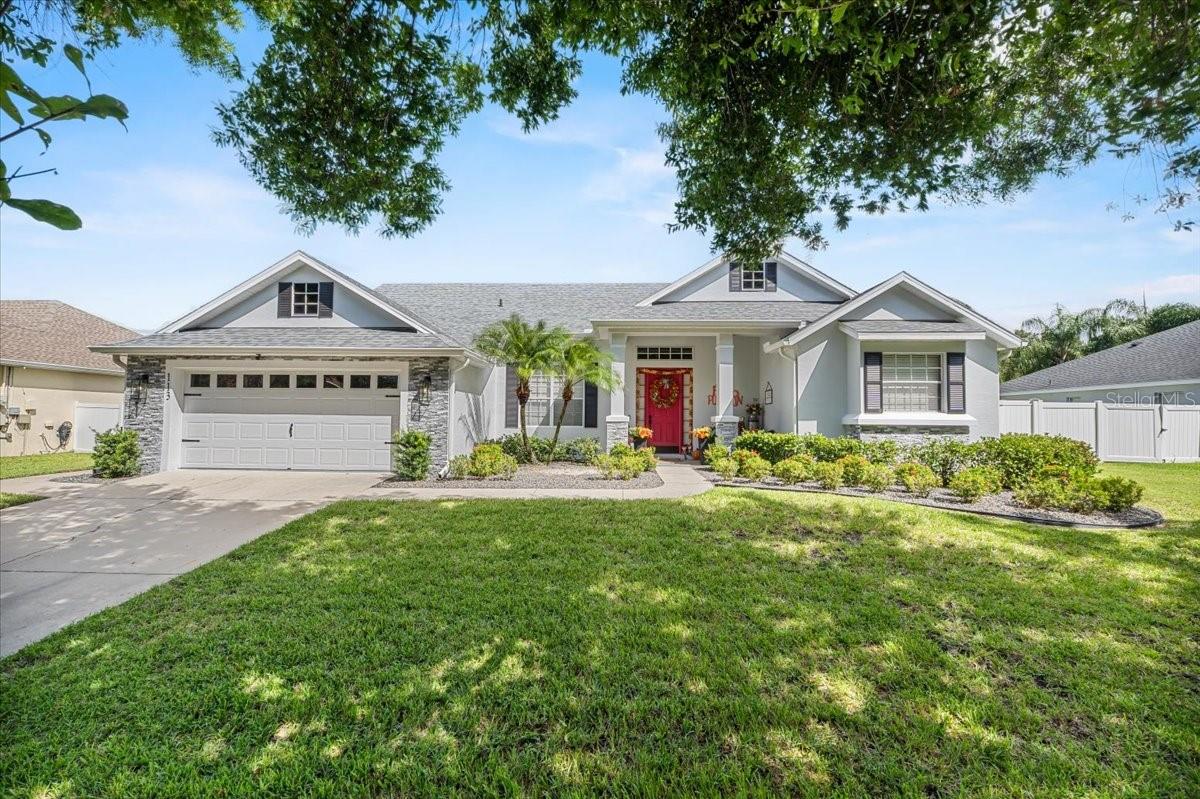 113 Costa Loop Property Photo 1