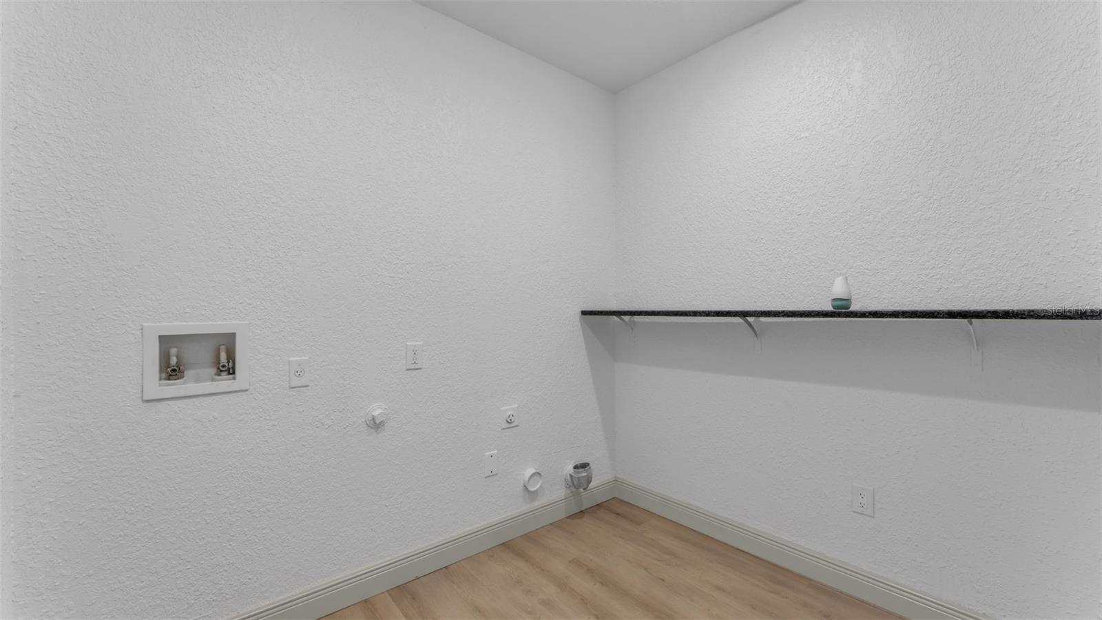 4141 Kathleen Rd Property Photo 50
