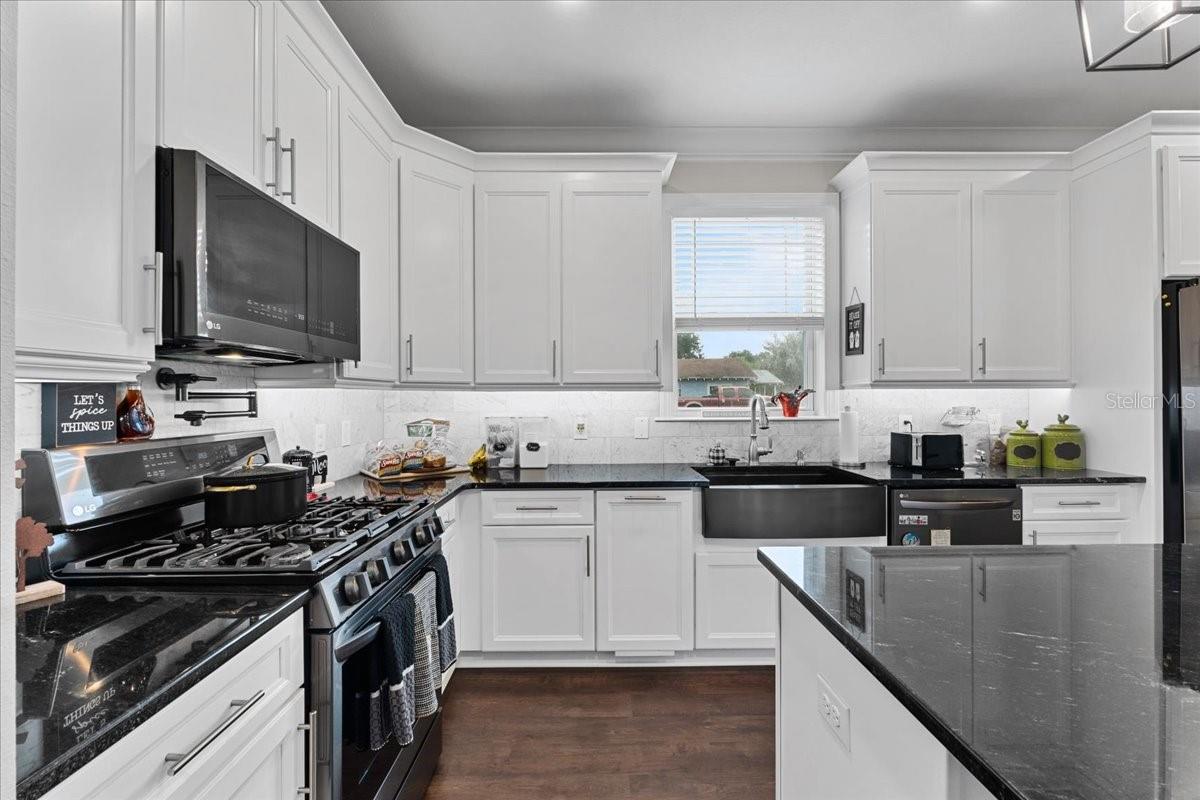 1790 E Georgia St Property Photo 4