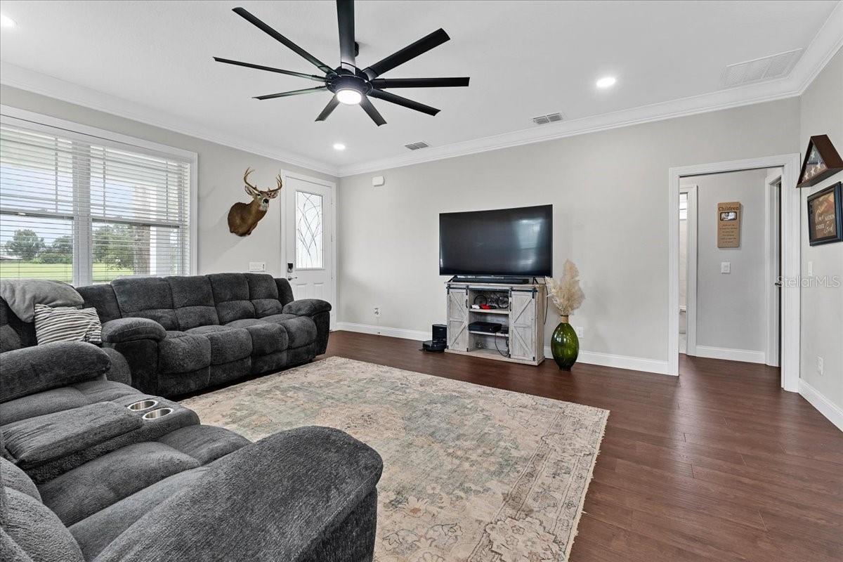 1790 E Georgia St Property Photo 6