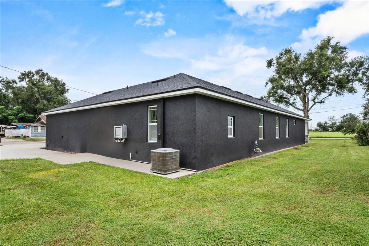 1790 E Georgia St Property Photo 33