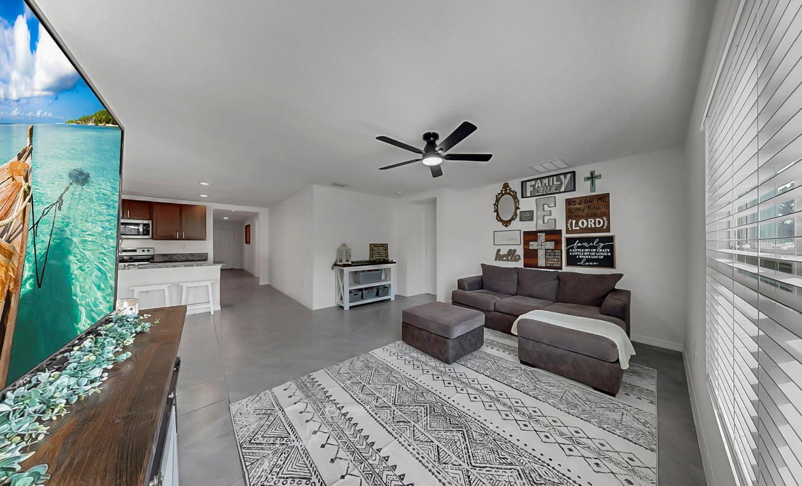 3281 Silver Date Dr Property Photo 9