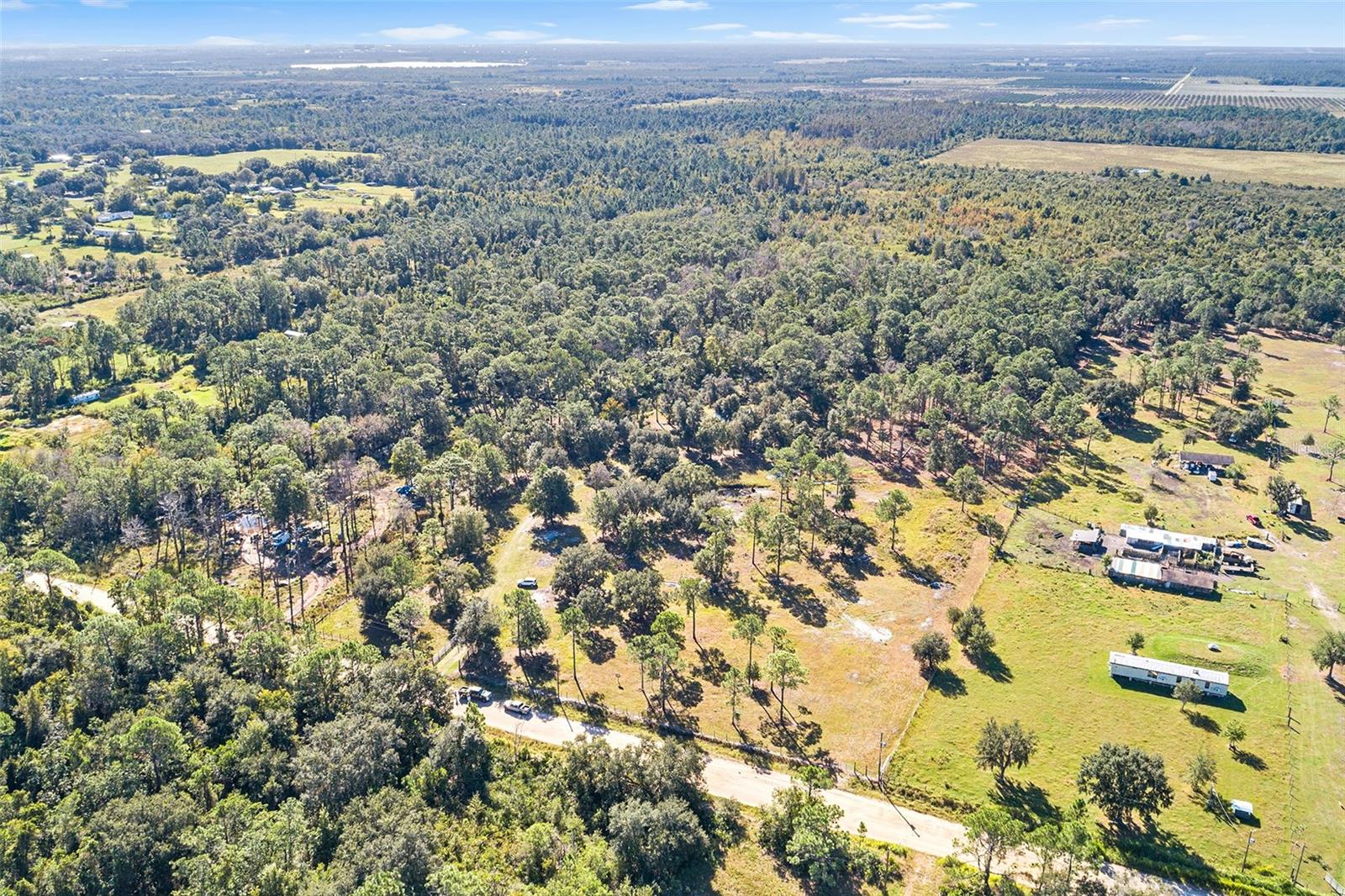 1405 Fazzini Dr Property Photo 14