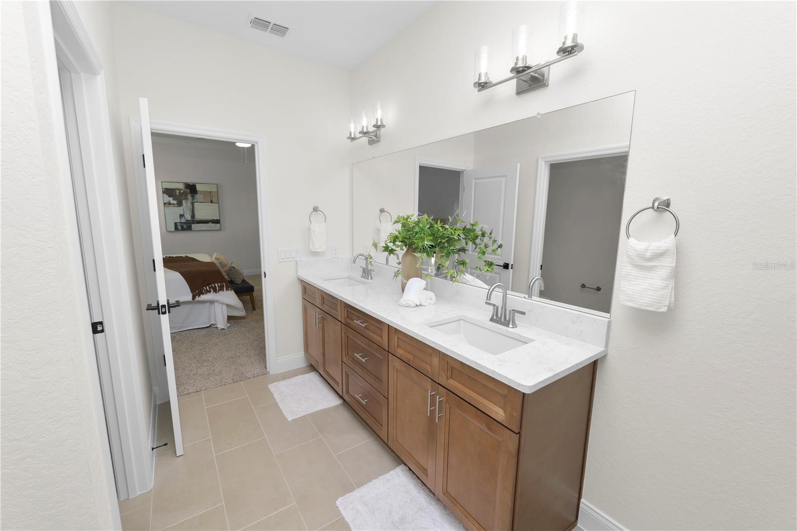 4300 Cremona Dr Property Photo 30