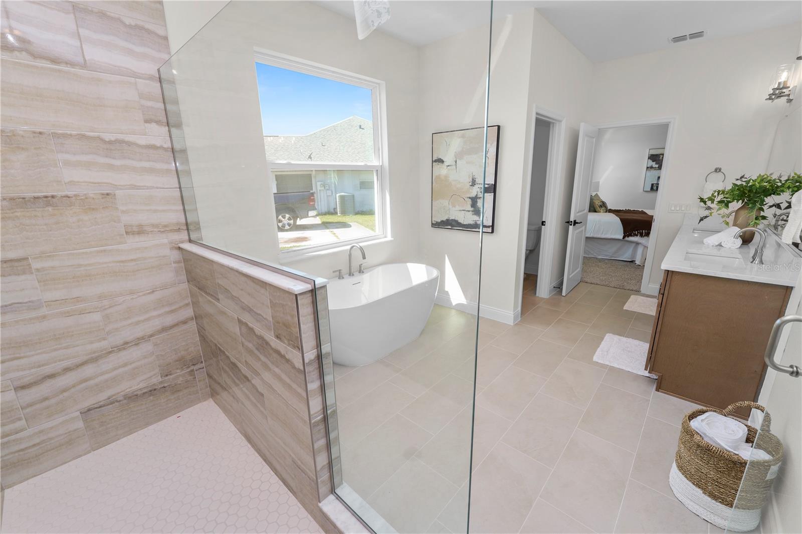 4300 Cremona Dr Property Photo 31