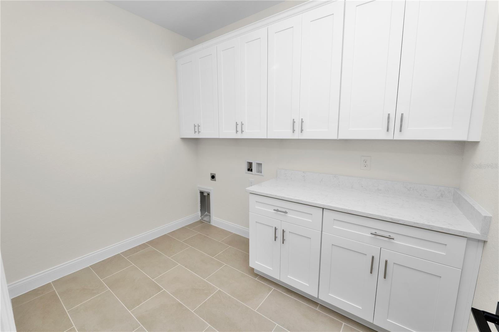 4300 Cremona Dr Property Photo 45