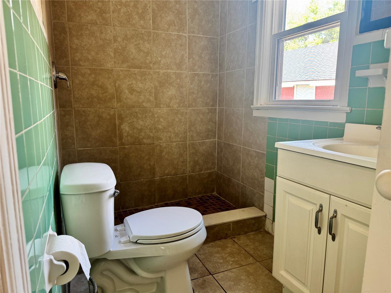 425 E Sessoms Ave Property Photo 13
