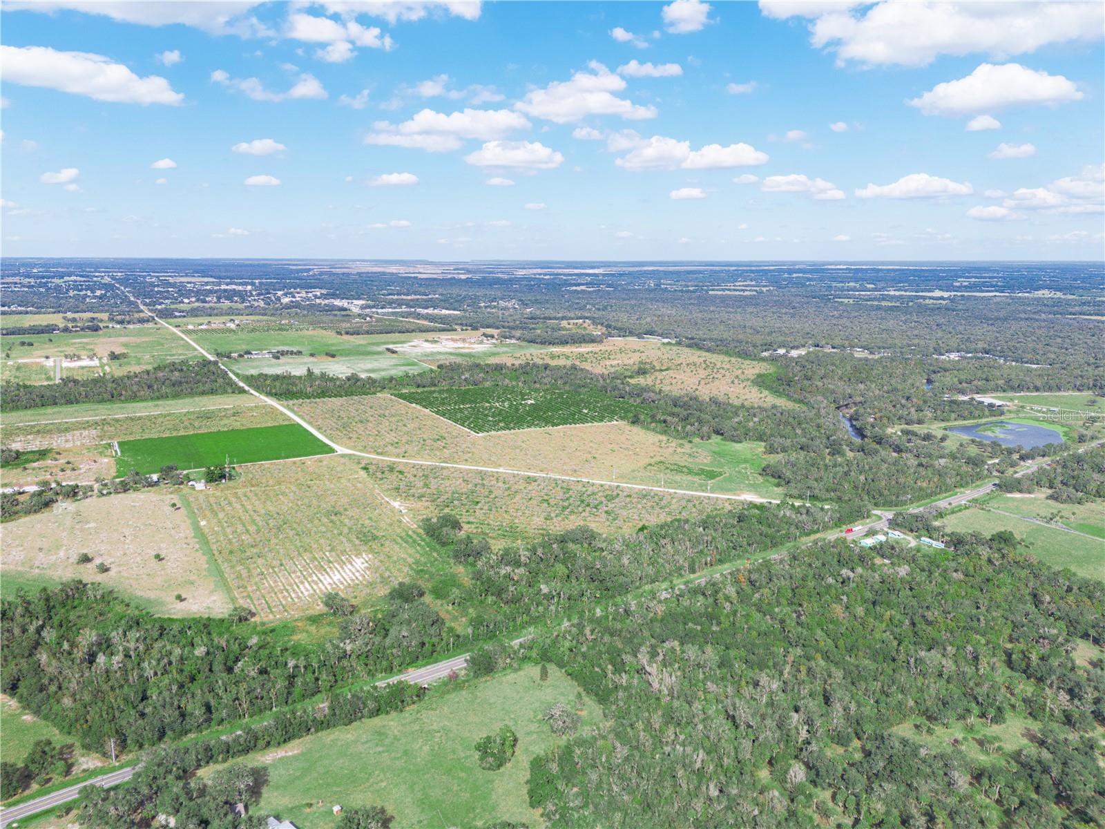 2485 S Florida Ave Property Photo 17