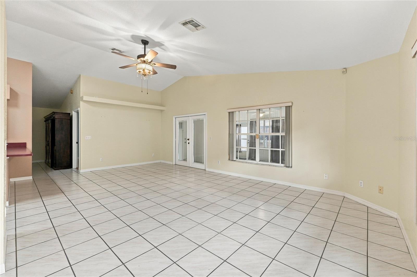 511 Marcia Loop Property Photo 11