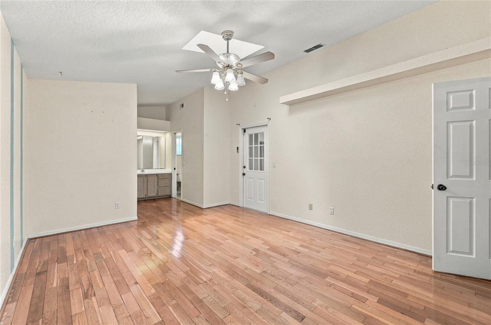 511 Marcia Loop Property Photo 24
