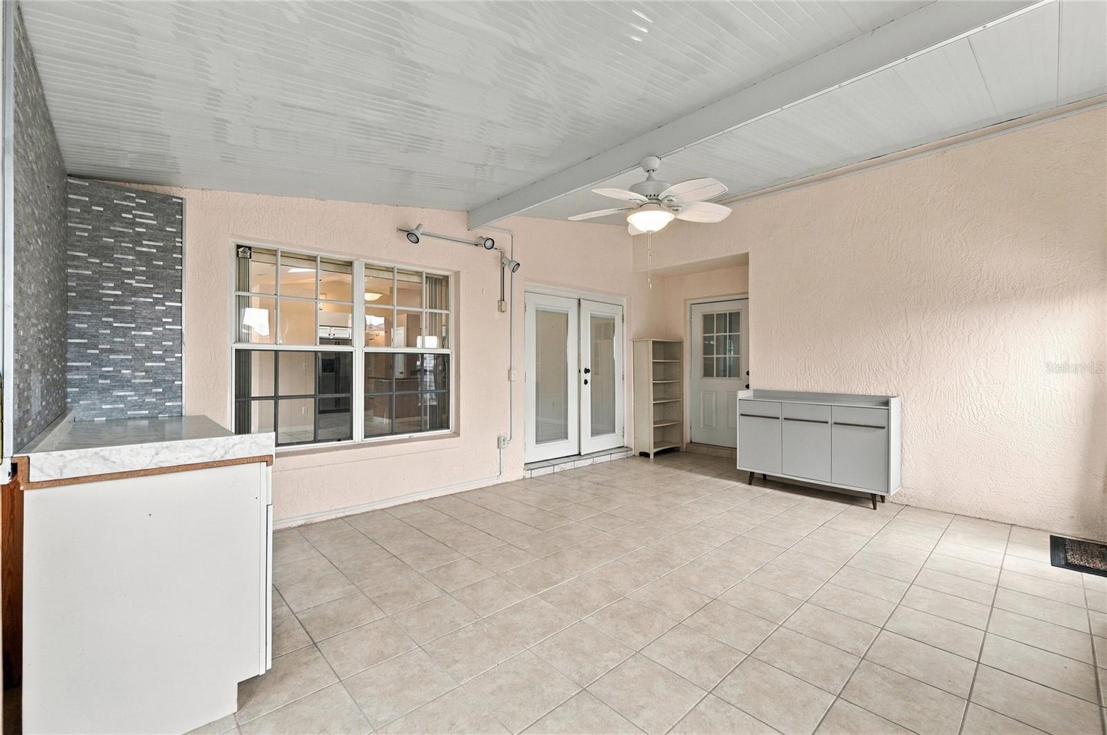 511 Marcia Loop Property Photo 41