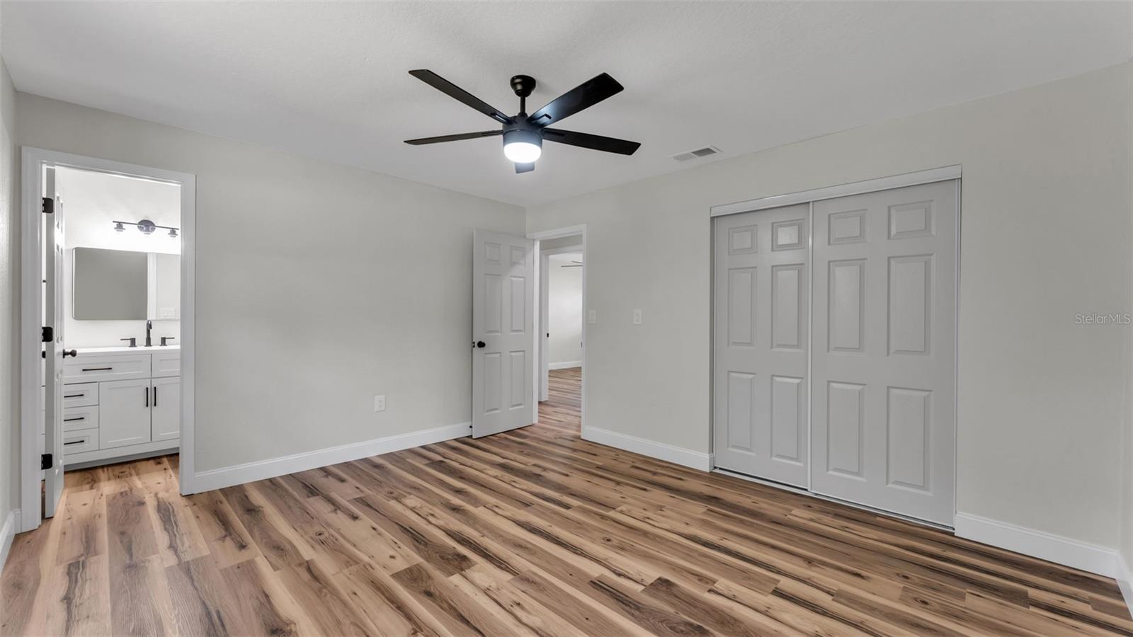 5322 Forestbrook Dr E Property Photo 22