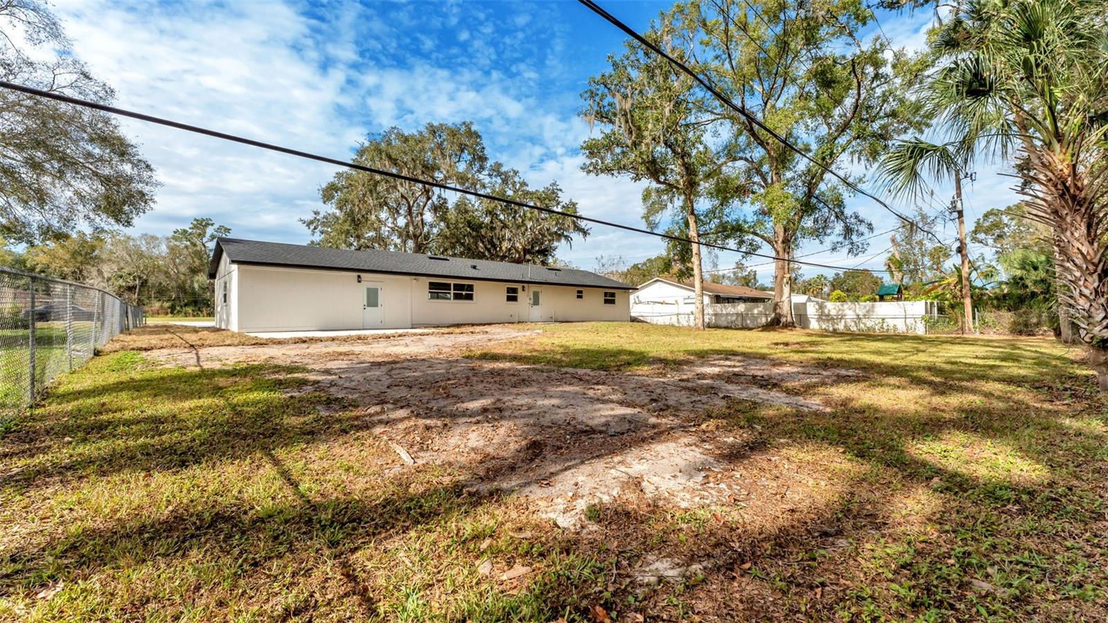 5322 Forestbrook Dr E Property Photo 34