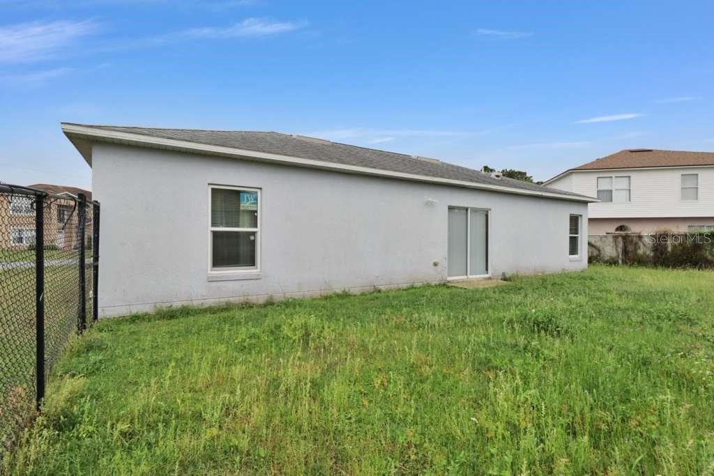 820 Grantham Dr Property Photo 32