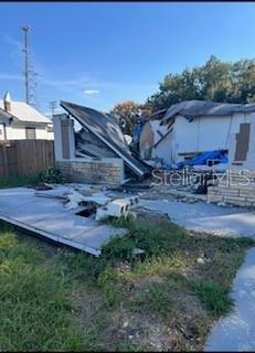 1415 E Bay St Property Photo 1