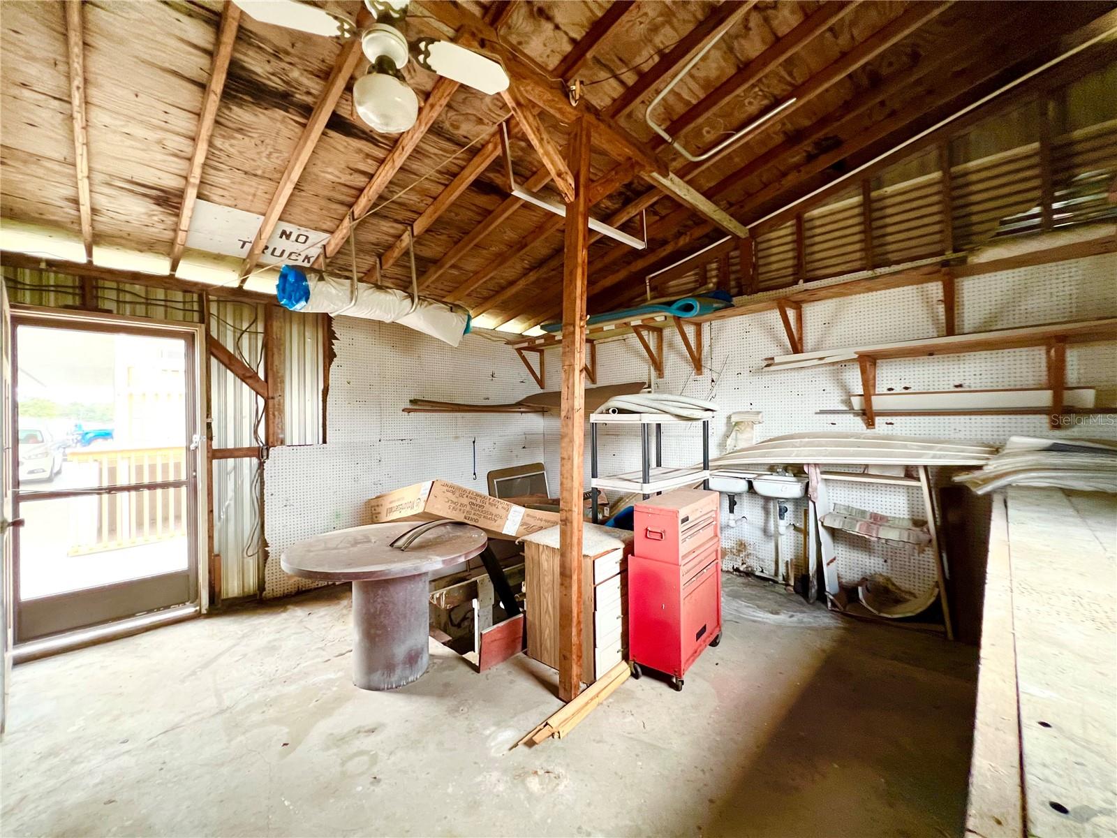 326 Martin Dr Property Photo 29
