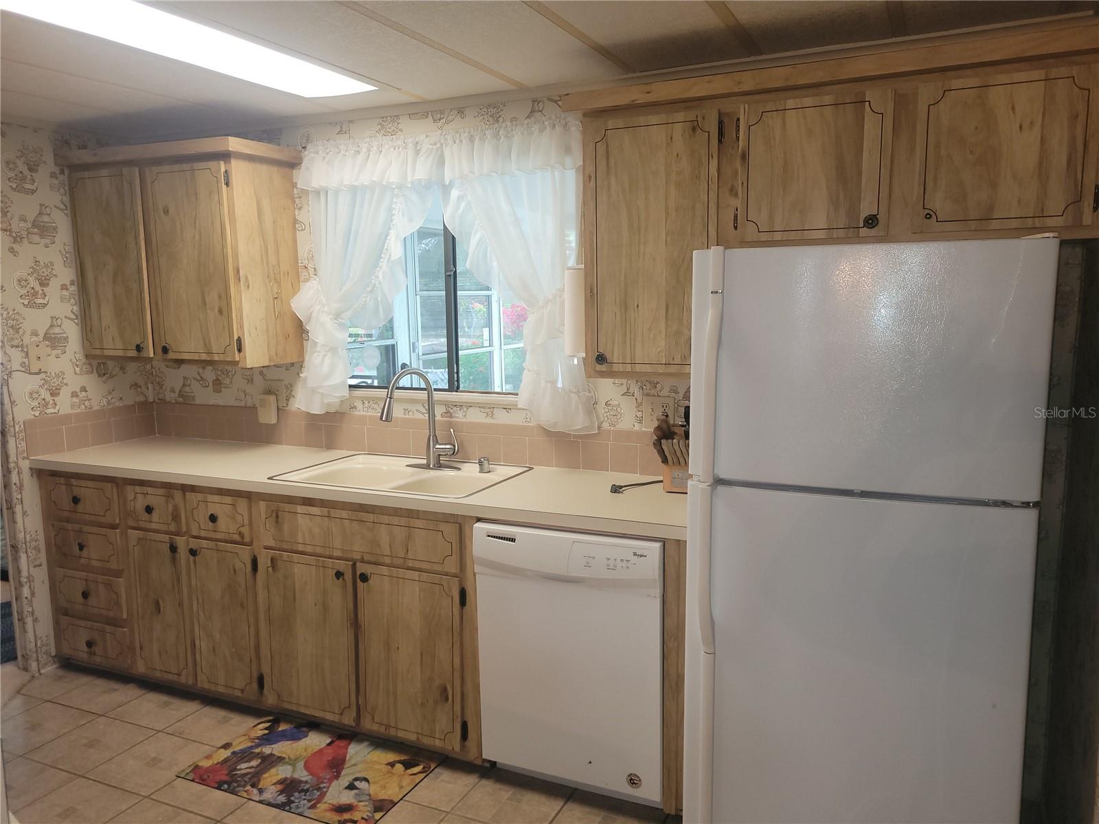 3027 Galaxy Ln Property Photo 6